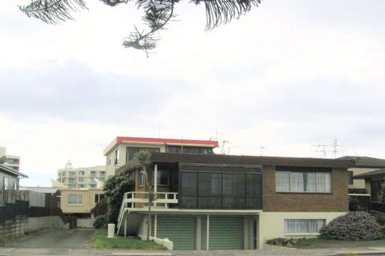 Photo of property in 8 The Mall, Mount Maunganui, 3116