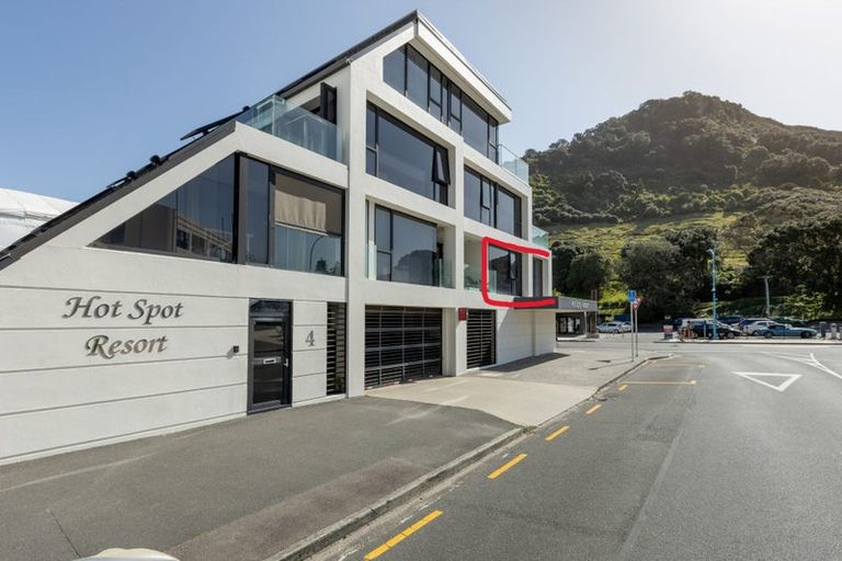 Photo of property in 16 Adams Avenue, Mount Maunganui, 3116