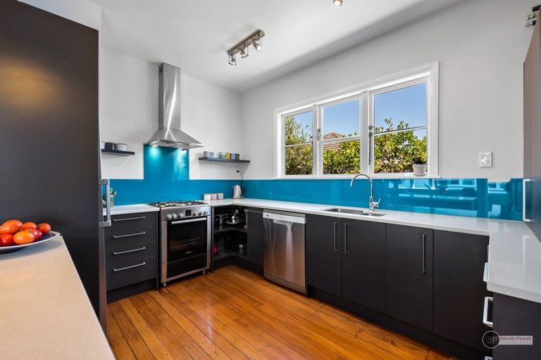 Photo of property in 227 Riverside Drive, Waterloo, Lower Hutt, 5011