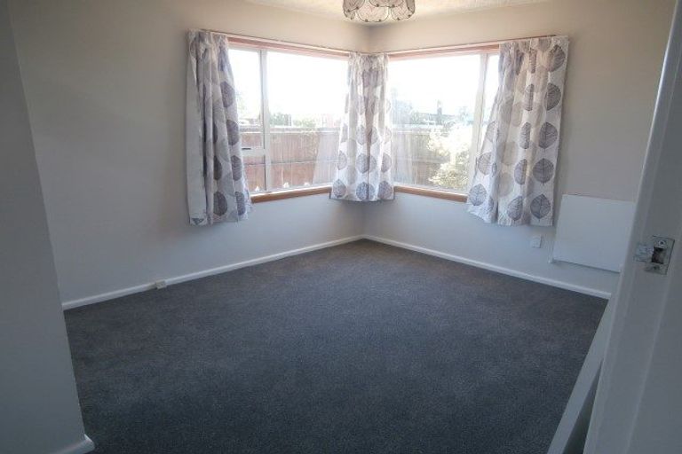 Photo of property in 8 Sylvia Street, Parklands, Christchurch, 8083