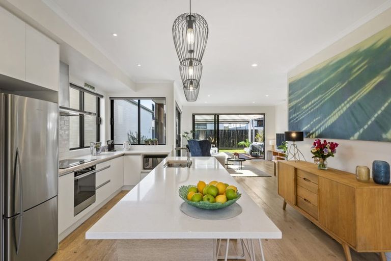 Photo of property in 15 Oioi Road, Hobsonville, Auckland, 0616