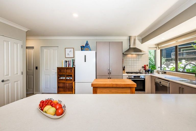 Photo of property in 5 Jade Lane, Paraparaumu, 5032