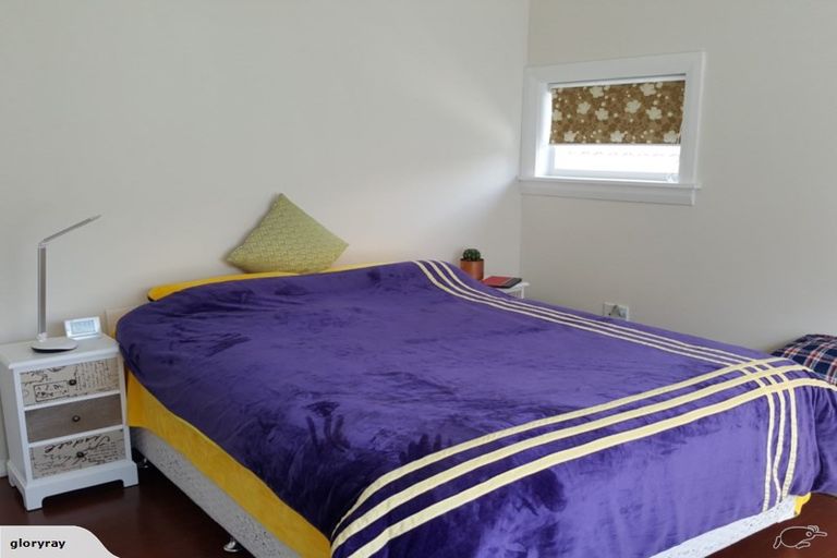 Photo of property in 118 Parkvale Road, Karori, Wellington, 6012