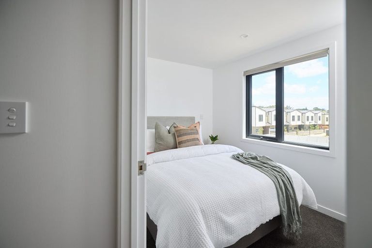 Photo of property in 35 Walmsley Road, Mangere, Auckland, 2022