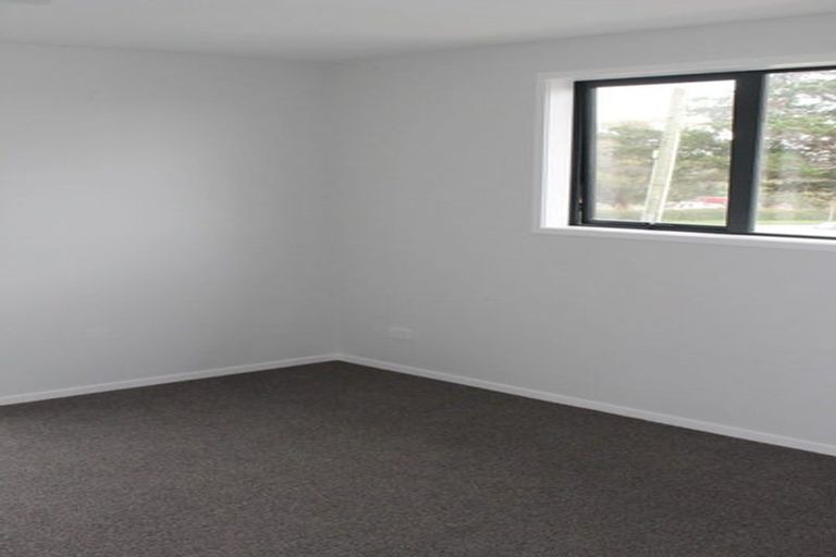 Photo of property in 2/59 Glenview Road, Glen Eden, Auckland, 0602