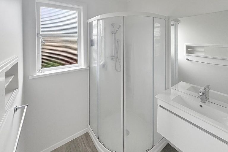 Photo of property in 15 Bledisloe Street, Levin, 5510