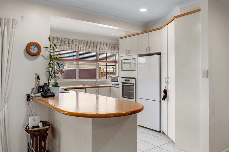 Photo of property in 380 Oceanbeach Road, Mount Maunganui, 3116