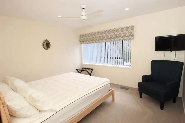 Photo of property in 413b Hibiscus Coast Highway, Orewa, 0931