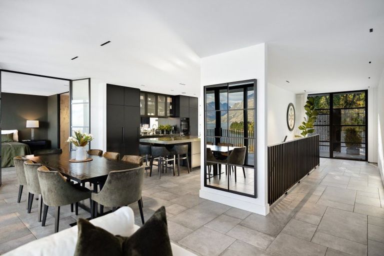 Photo of property in 95 Frankton Road, Queenstown, 9300