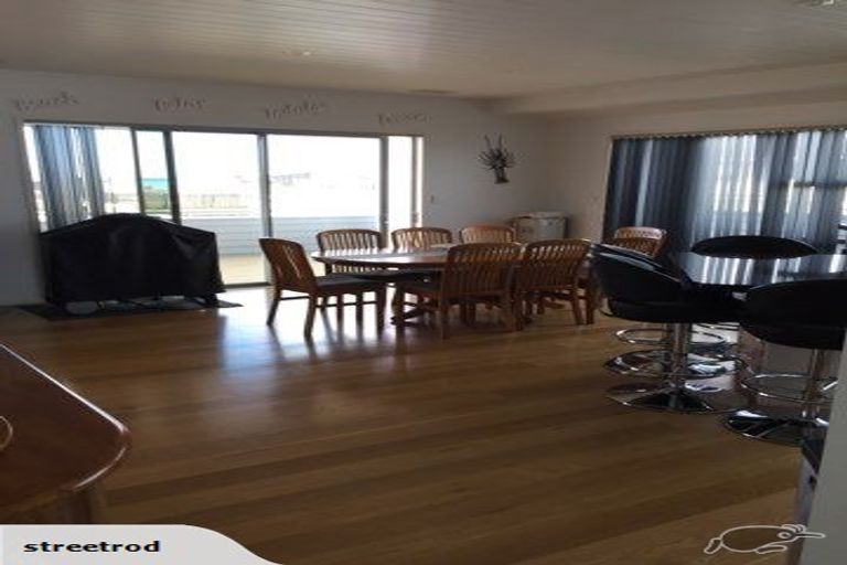 Photo of property in 106b Karewa Parade, Papamoa Beach, Papamoa, 3118