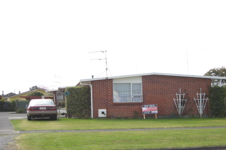 Photo of property in 4 Rosalind Street, Stratford, 4332