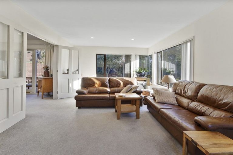 Photo of property in 1/247 Maidstone Road, Avonhead, Christchurch, 8042