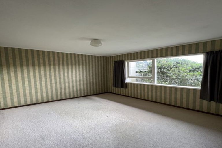 Photo of property in 3/22 Penning Road, Castor Bay, Auckland, 0620