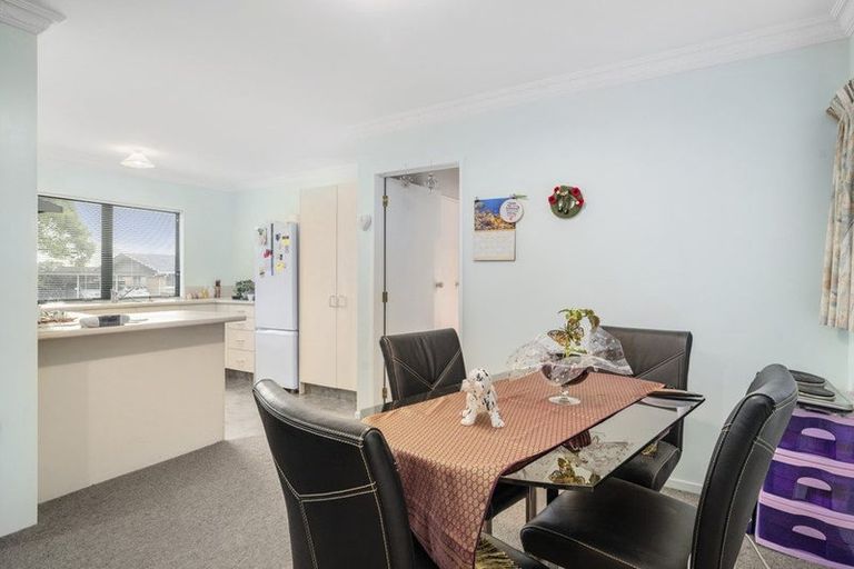 Photo of property in 11unit Mckee Avenue, Fenton Park, Rotorua, 3010