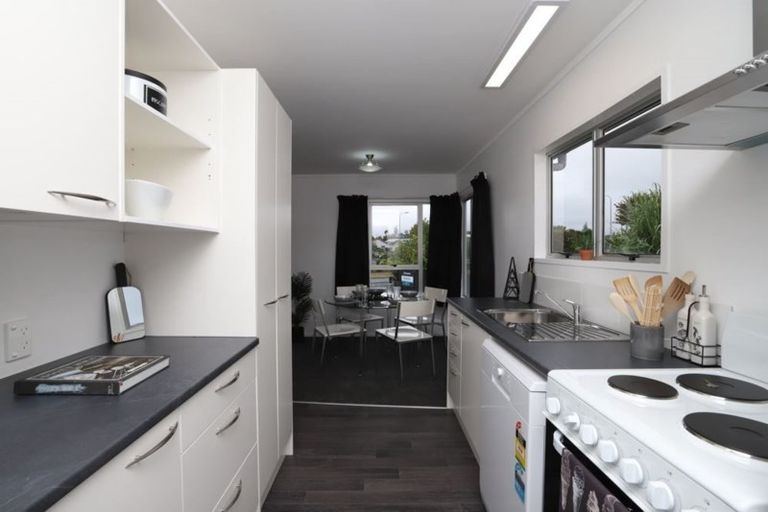 Photo of property in 33 Hyde Avenue, Nawton, Hamilton, 3200