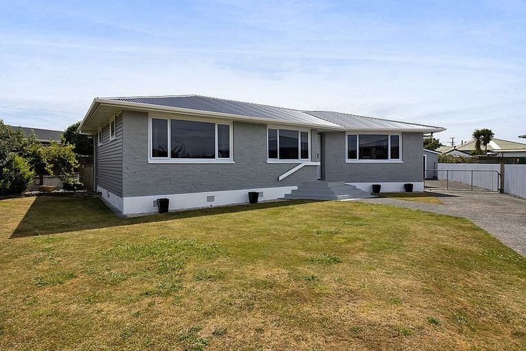 Photo of property in 11 Mccarthy Street, Hawera, 4610