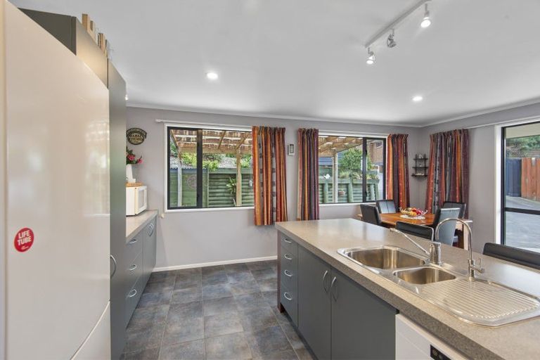 Photo of property in 24b Solway Street, Holmes Hill, Oamaru, 9401