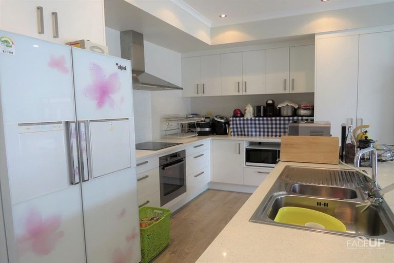 Photo of property in 144 Hobsonville Point Road, Hobsonville, Auckland, 0616