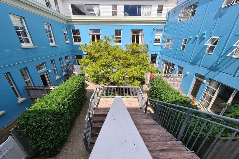 Photo of property in 18/30 Hanson Street, Mount Cook, Wellington, 6021