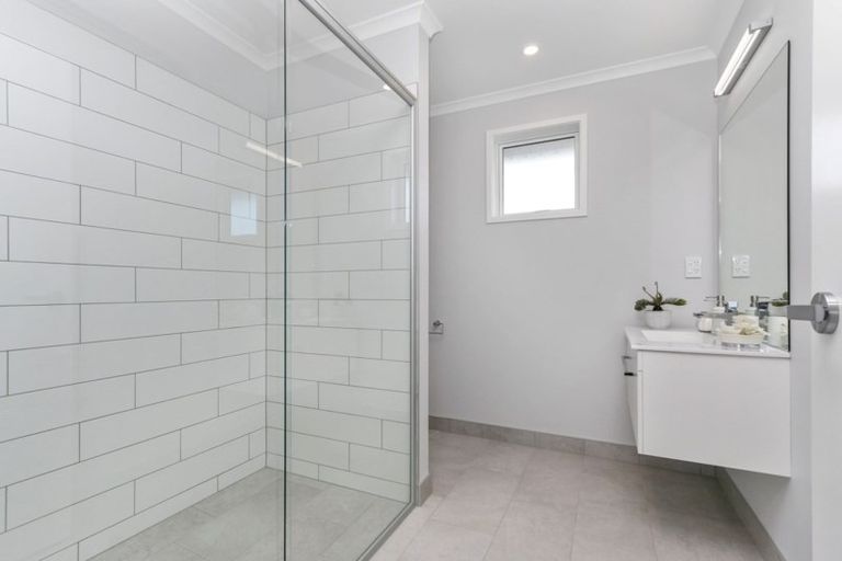 Photo of property in 54 Hayfield Way, Karaka, Papakura, 2113