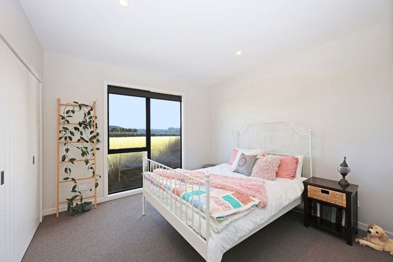 Photo of property in 55 Gardiners Road, Awamoa, Oamaru, 9495