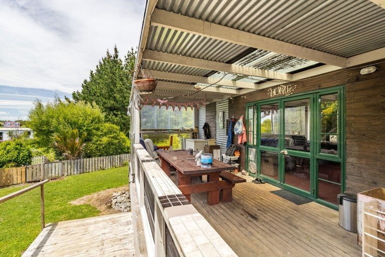 Photo of property in 14 Ngareta Street, Marton, 4710