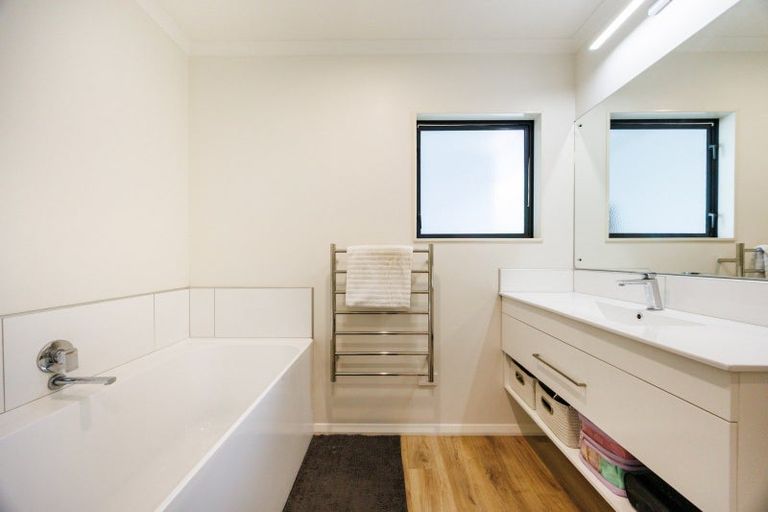 Photo of property in 31 Kahuterawa Road, Linton, Palmerston North, 4472