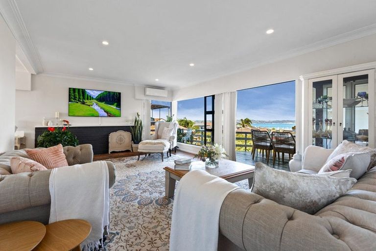 Photo of property in 213 Hobsonville Road, Hobsonville, Auckland, 0618