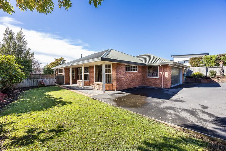 Photo of property in 33 Howorth Road, Fairfield, Dunedin, 9018