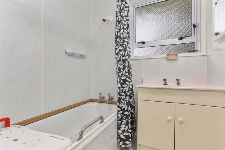 Photo of property in 20a Edorvale Avenue, Manukau, Auckland, 2025