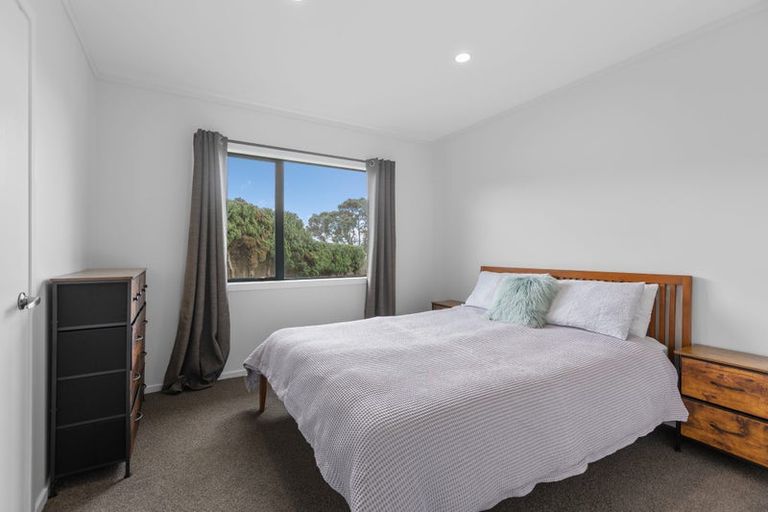 Photo of property in 10 Meade Place, Bell Block, New Plymouth, 4312