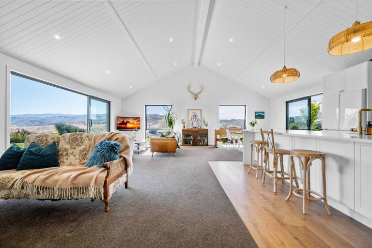 Photo of property in 236 Hawksburn Road, Nevis, Cromwell, 9384