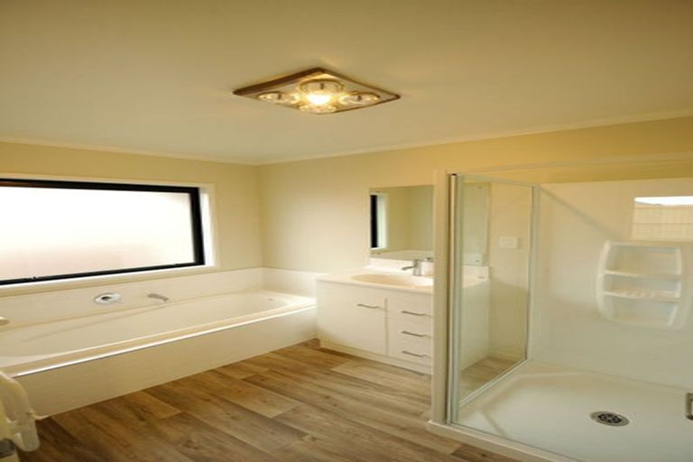 Photo of property in 31 Flint Road, Rolleston, 7614