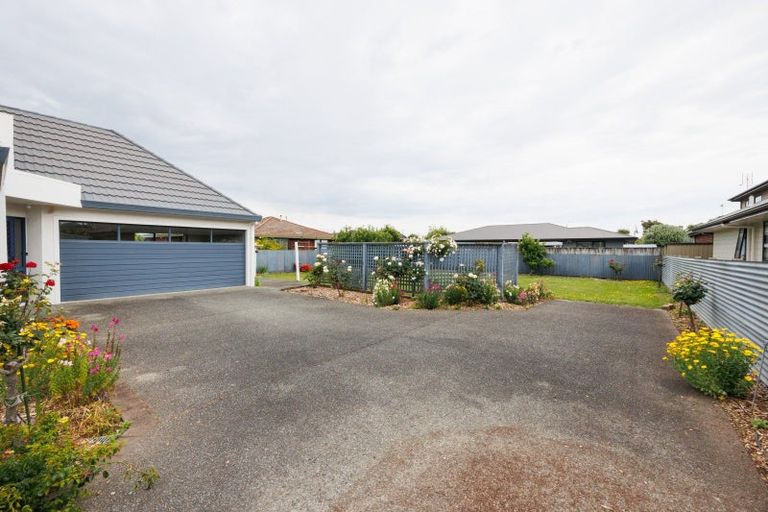 Photo of property in 8 Martin Street, Palmerston North, 4414