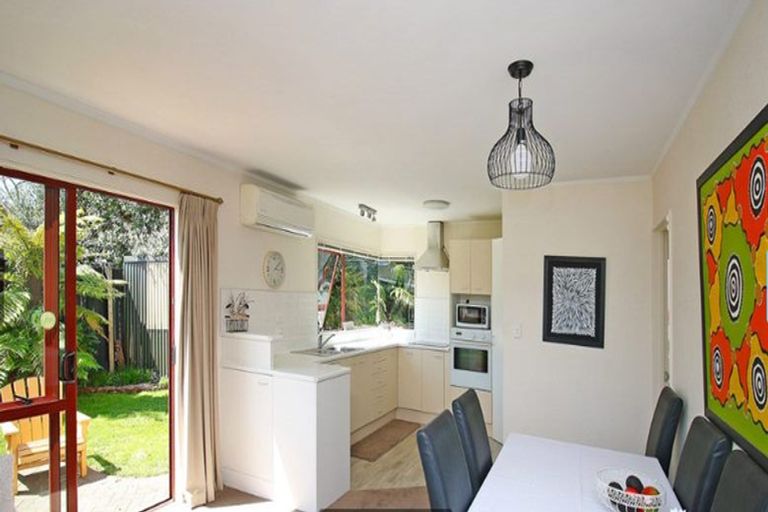 Photo of property in 51a Collins Road, Melville, Hamilton, 3206