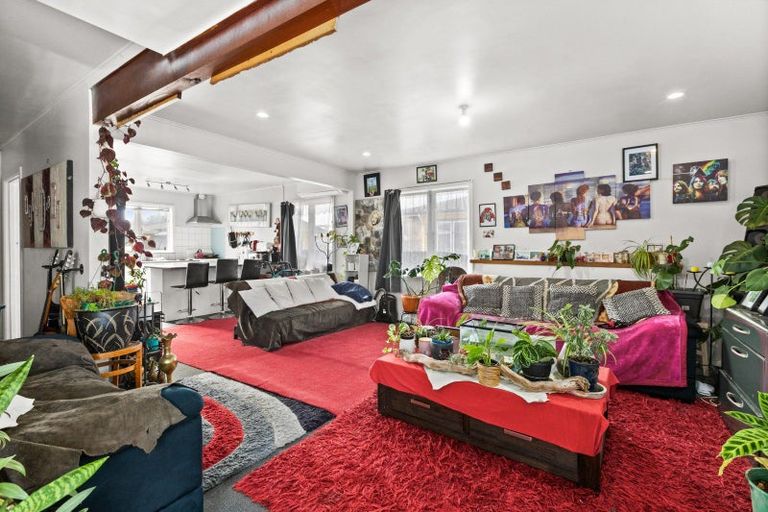 Photo of property in 6 Wordsworth Crescent, Maraenui, Napier, 4110