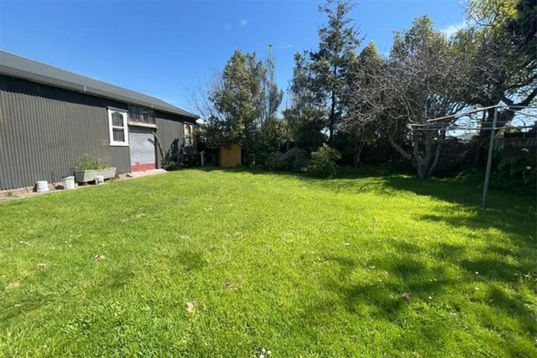 Photo of property in 30 Romilly Street, Westport, 7825