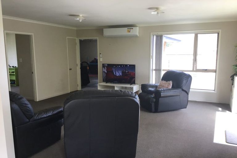 Photo of property in 13a Owens Road, Waiuku, 2123