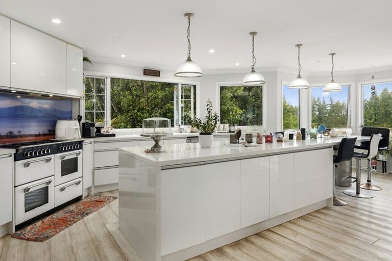 Photo of property in 66 Forest Road, Oruanui, Taupo, 3384
