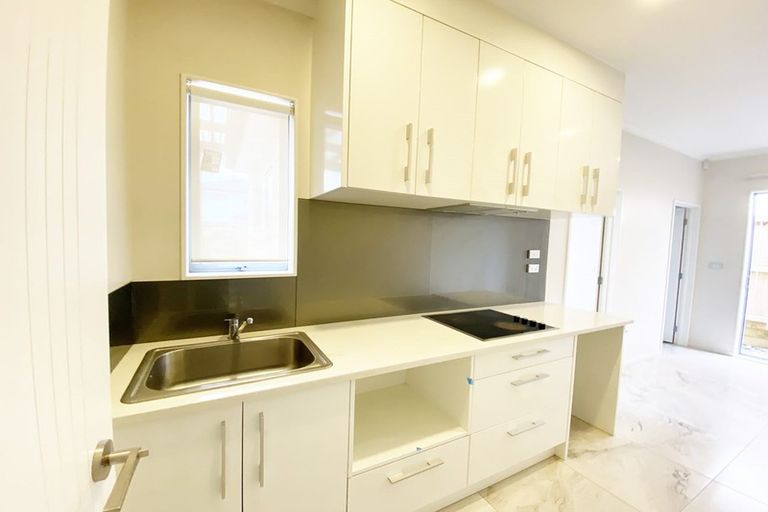 Photo of property in 10 Fong Road, Flat Bush, Auckland, 2019