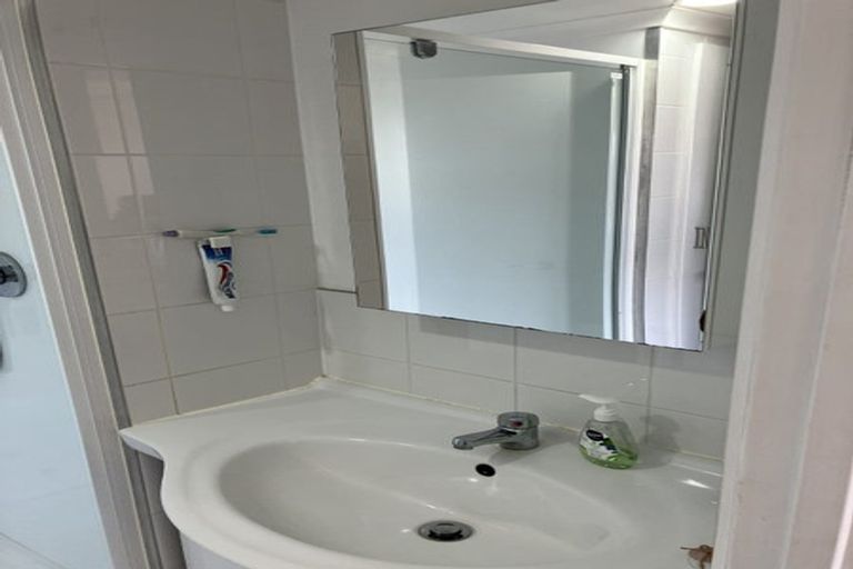 Photo of property in 13h/18 Ronwood Avenue, Manukau, Auckland, 2104