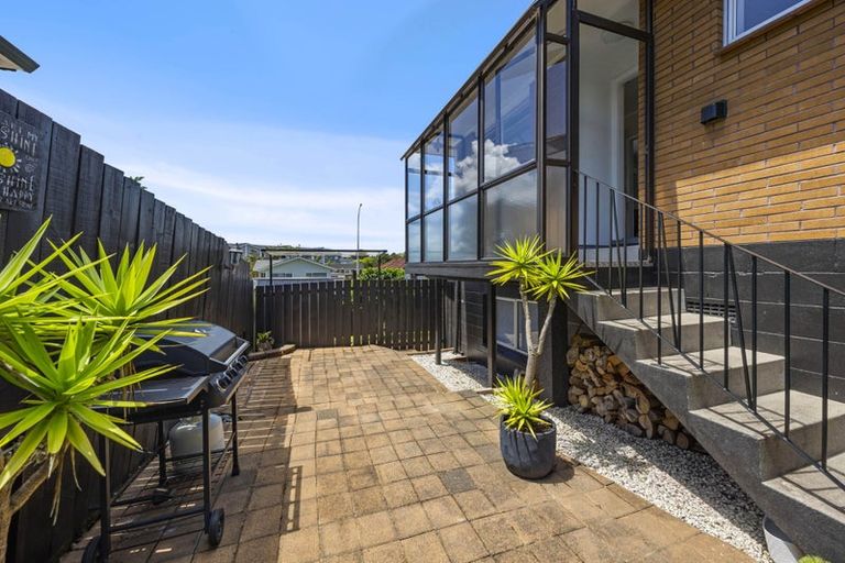 Photo of property in 2/54 Luton Avenue, Sunnyhills, Auckland, 2010