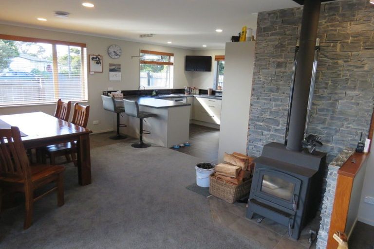 Photo of property in 16 Forbes Street, Westport, 7825