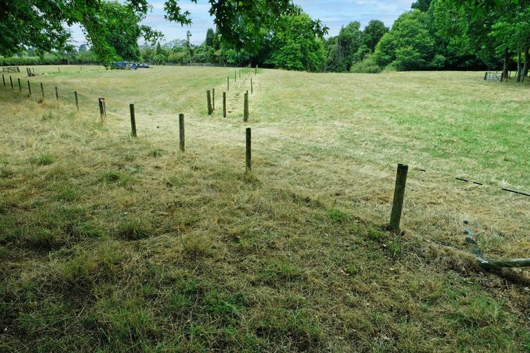 Photo of property in 64 Peacockes Lane, Peacocke, Hamilton, 3282