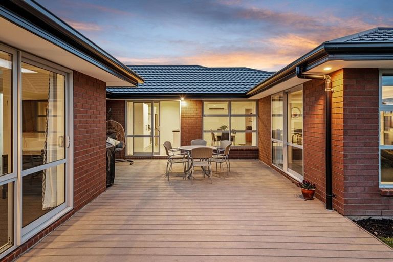 Photo of property in 16d Crown Close, Prebbleton, 7604