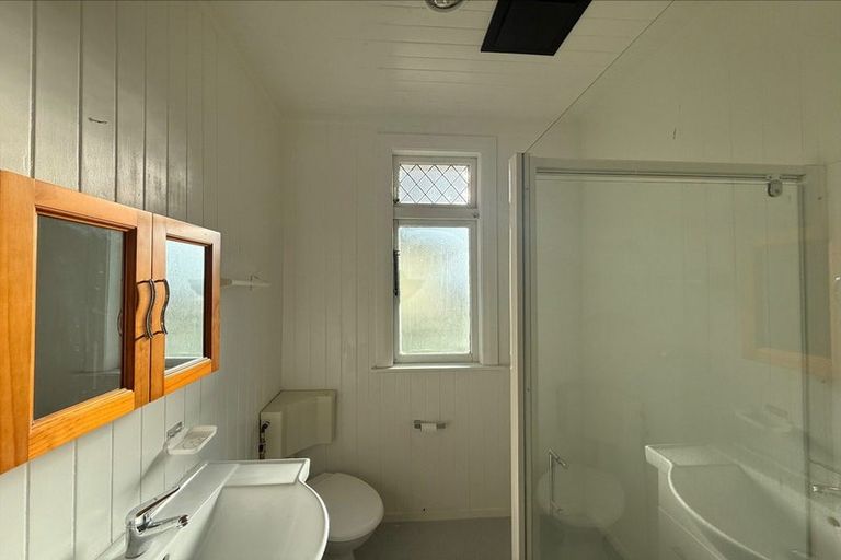Photo of property in 72 Miro Street, Miramar, Wellington, 6022