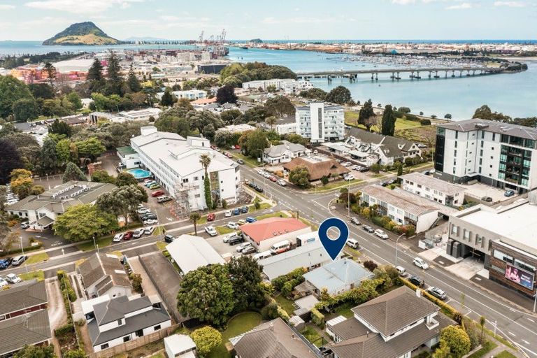 Photo of property in 21 Willow Street, Tauranga, 3110