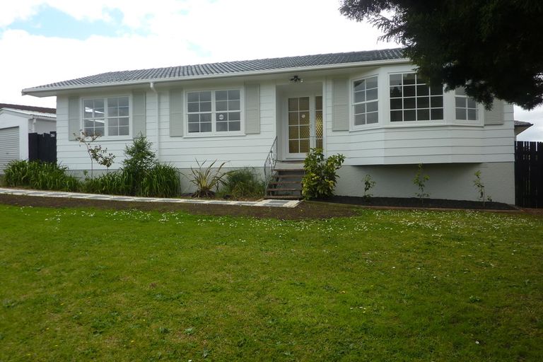 Photo of property in 14 Ferndown Avenue, Papatoetoe, Auckland, 2025