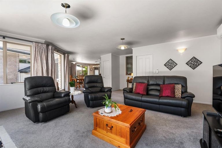 Photo of property in 14 Garden Court, Woodhill, Whangarei, 0110