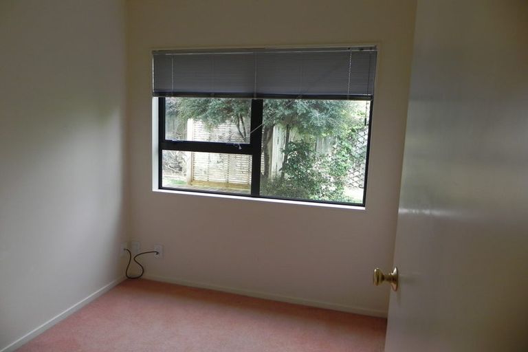 Photo of property in 11 Ring Lane, Paparangi, Wellington, 6037